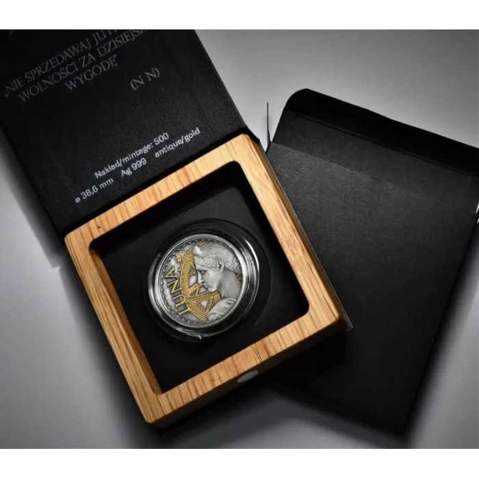 Luna Antike Gold Silber Medaille, 1 oz - box1 Luna Antike Gold Silber Medaille, 1 oz - box1