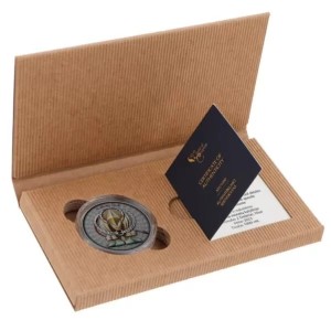 Srebrna moneta World of Cryptids: Rolling Calf 2023, 1 uncja - zestaw